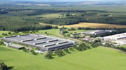 一品深一度 | 審慎、樂觀與可期 解碼梅賽德斯-奔馳的當下與未來——全球CEO康林松訪談啟示錄